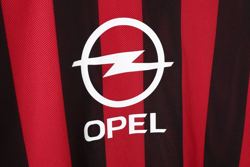 Maillot AC Milan 2002/03 domicile — Détail du motif