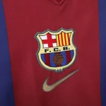 Maillot FC Barcelone 1998/99 domicile — Broderie du blason