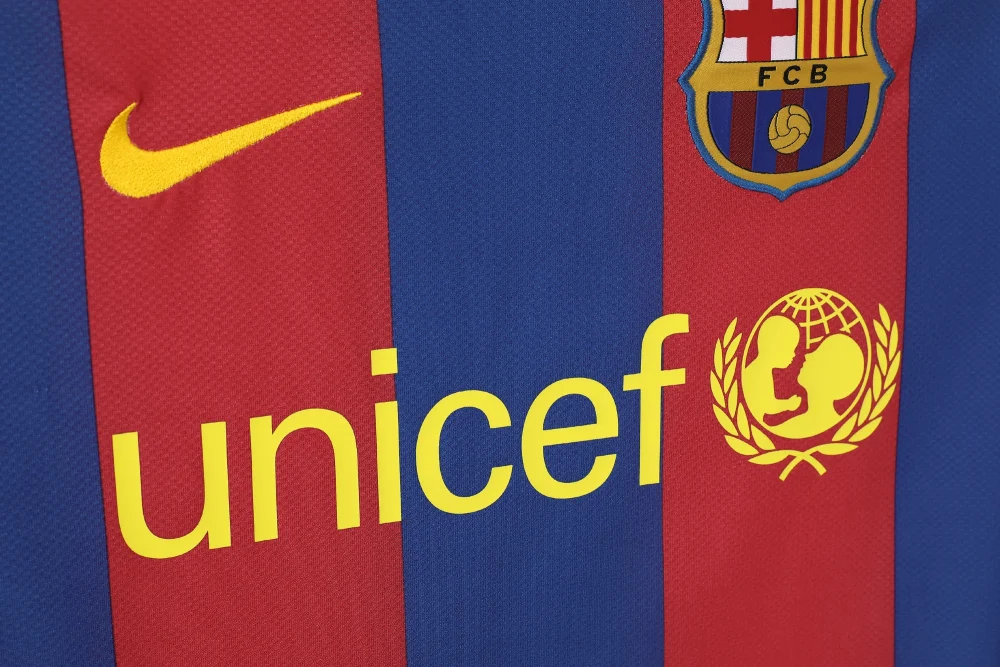Maillot FC Barcelone 2010/11 domicile — Détail du motif
