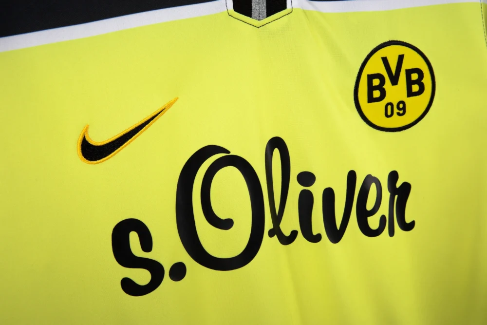 Maillot Dortmund 1997 domicile · Rétro — Détail photographique du modèle