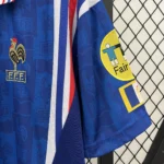 Maillot France 1996 domicile · Rétro — Détail photographique du modèle