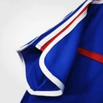 Maillot France 2000 domicile · Rétro — Détail photographique du modèle