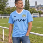 Maillot Manchester City 2011/12 domicile rétro — Porté — Rétro