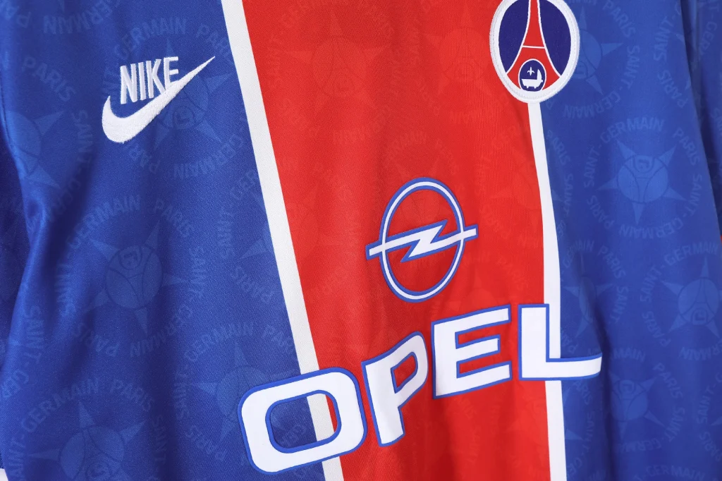 Maillot PSG 1995/96 domicile — Détail du motif