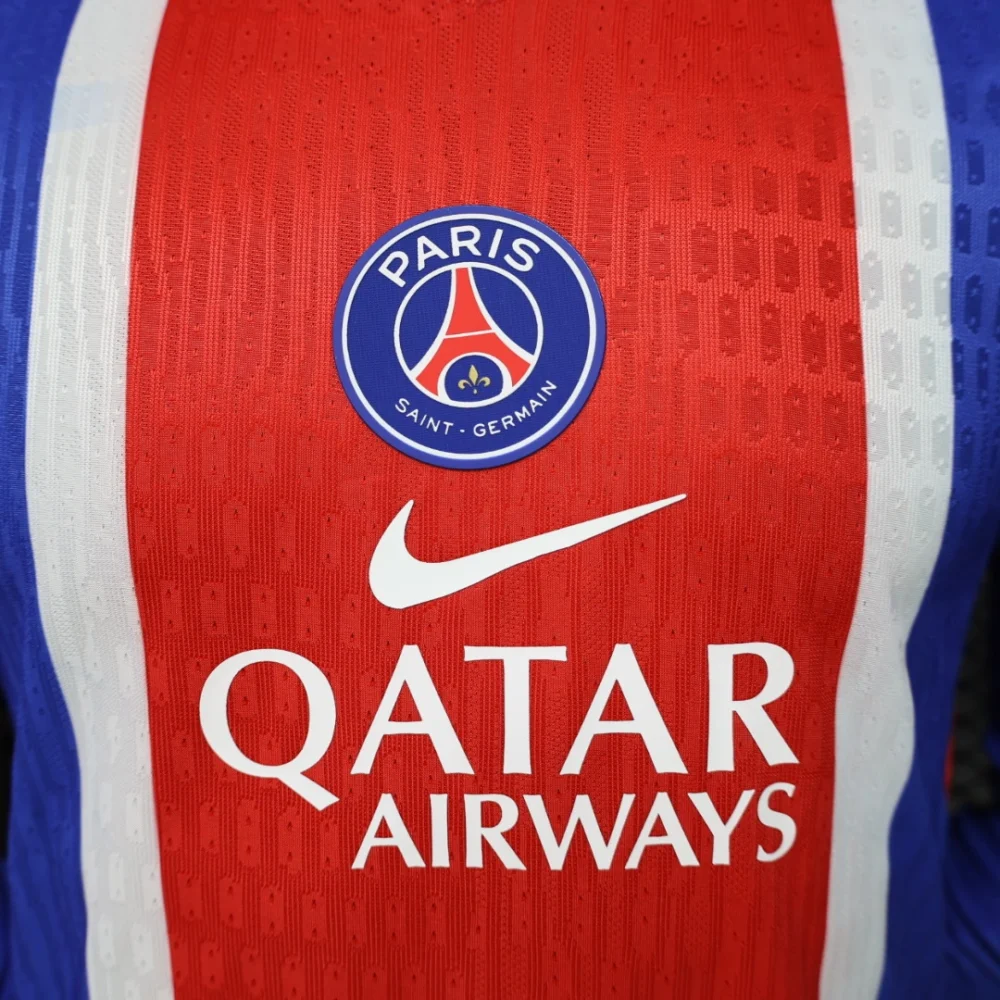 Maillot PSG 2026/27 domicile manches longues · Joueur (Player) — Détail photographique du modèle