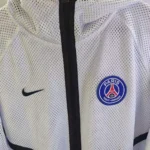 Veste PSG à capuche blanche · Adulte — Maille et fermeture