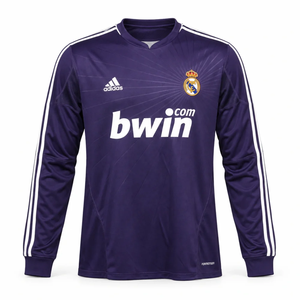 Maillot Real Madrid 2010/11 third violet manches longues · Rétro — coupe joueur — Vue de face